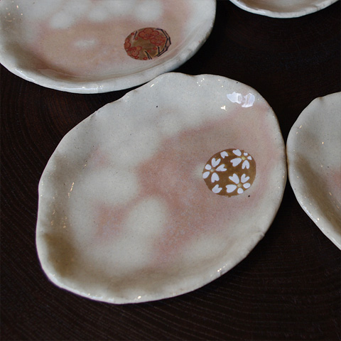 粉引金丸紋楕円皿